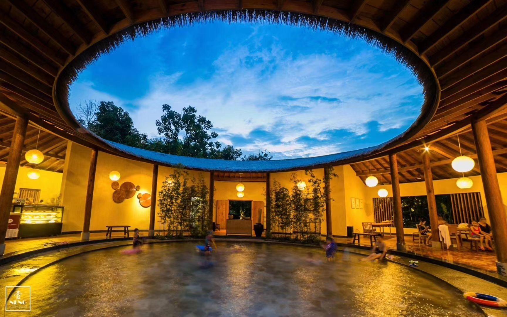 Crescent Hills Hot Springs