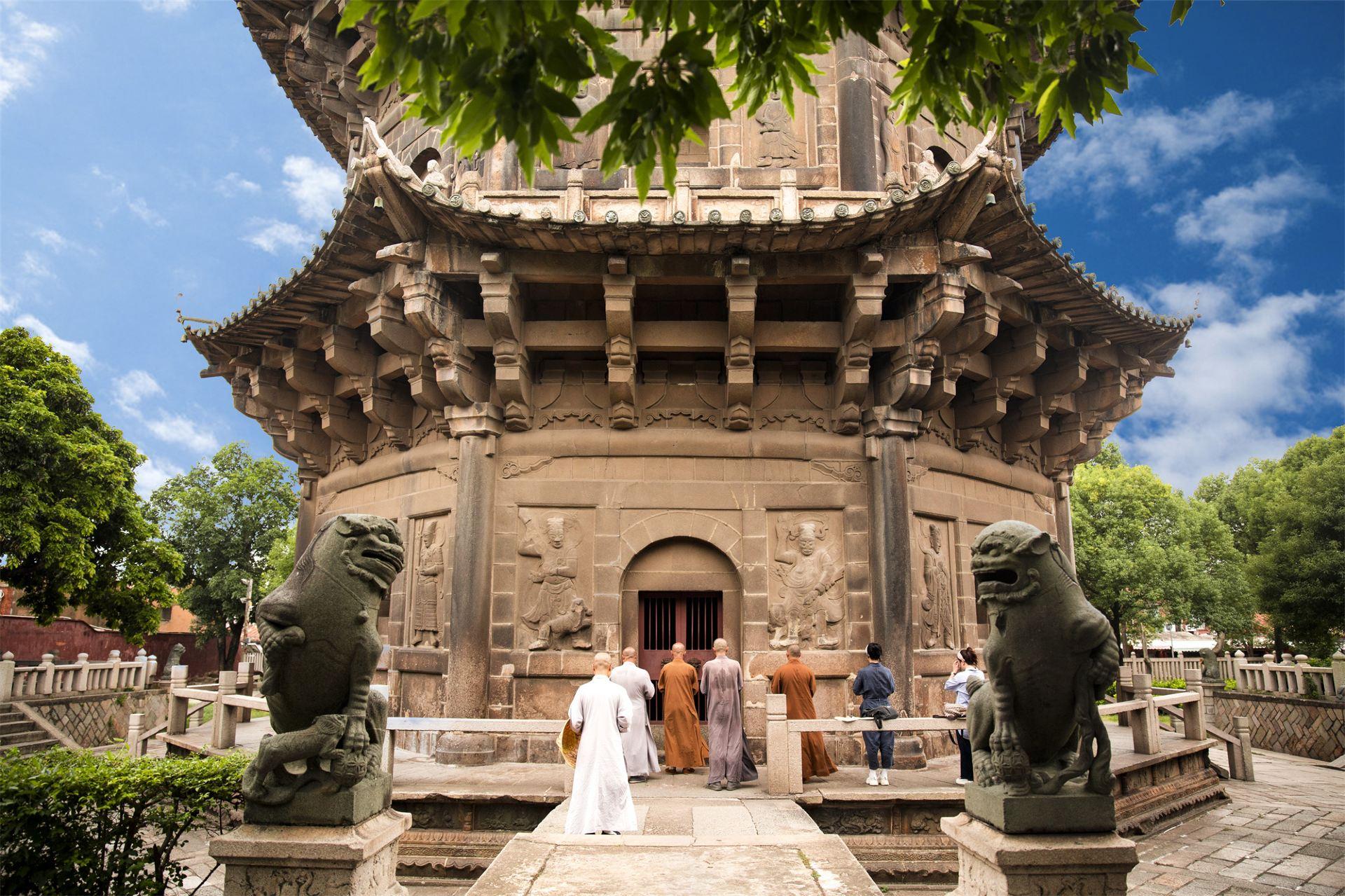 Quanzhou Kaiyuan Temple