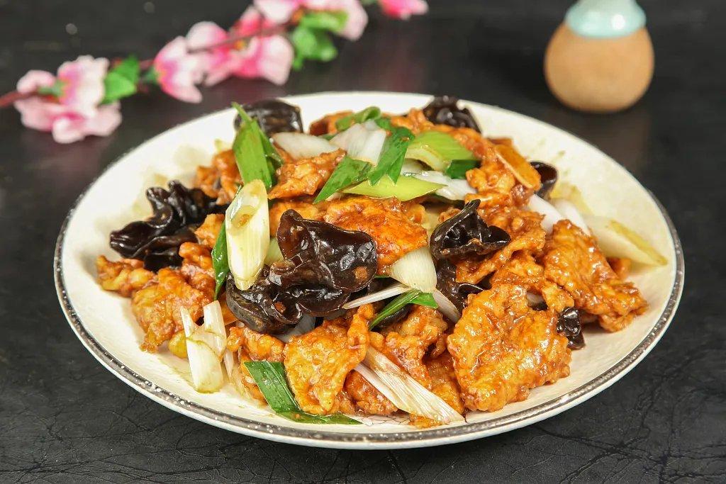 Fried Boiled Pork with Black Fungus