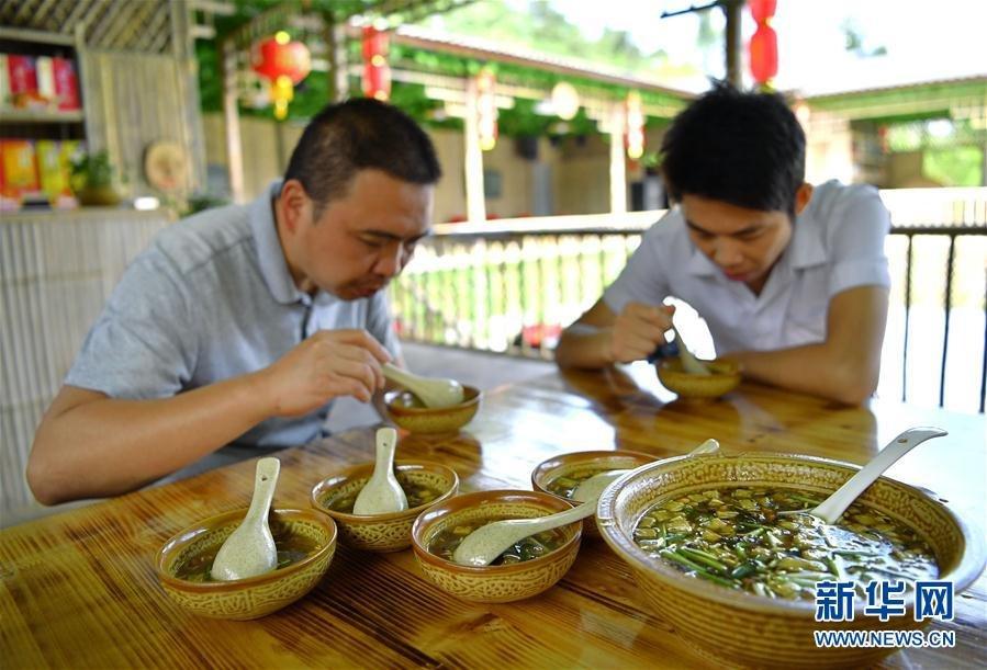 Tujia Oil-Tea Soup